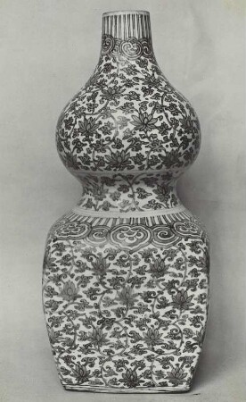 stilisierte Blütenranken
