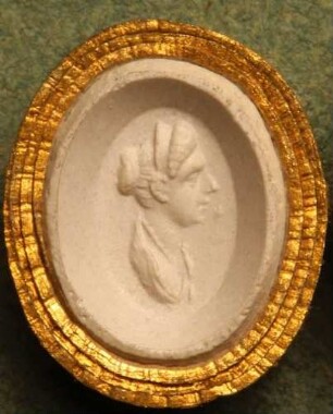 Profilbildnis der Julia mit Diadem (Daktyliothek, Zweites Historisches Tausend)