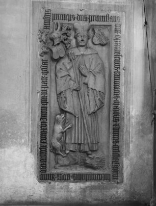 Grabstein des Kanonikus Przemislaus Herzog von Tropau (+1478)