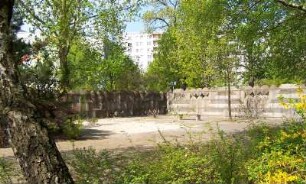 Formsteinwand Berlin-Fennpfuhl, Franz-Jakob-Straße / Ecke Karl-Lade-Straße
