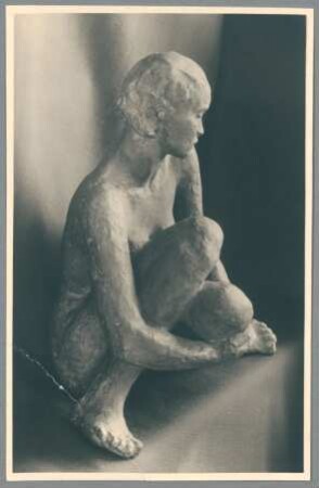 Sitzende, 1926, Bronze