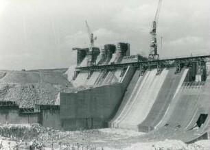 Konar Damm, 1952-1954