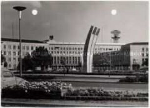 Berlin, Tempelhof, Luftbrücken-Denkmal