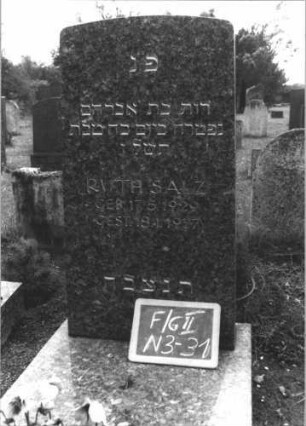 Grabstein F-G II N/3/31