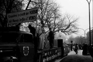Freiburg: Freiburger Rosenmontagsumzug