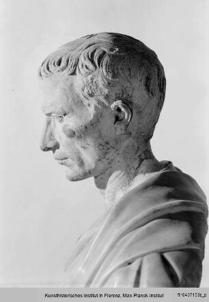 Porträtkopf des Julius Caesar (Kaiserbüste zugehörig?)