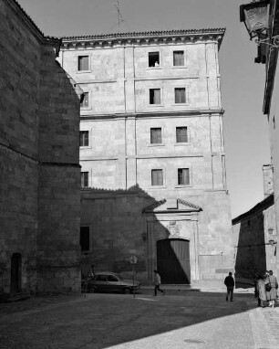 Universidad Pontificia