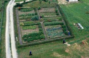 Garten Bandweberhaus im Museum