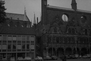 Lübeck: Rathaus, Alt-und Neubau, nebeneinander