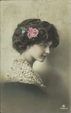 [Porträt mit Rose]