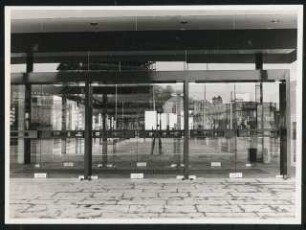 Schauspielhaus, Wuppertal: Haupteingang