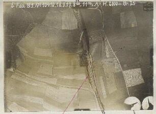 Fahrender Güterzug Richtung Dachau nördlich Haltepunkt Paindorf (2000 m)