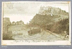Die Festung Schloss Königstein in der Sächsischen Schweiz von Westen, Blick über eine Weide