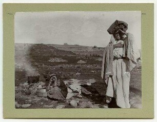 waschende Frau, Ramalla [Ramallah]