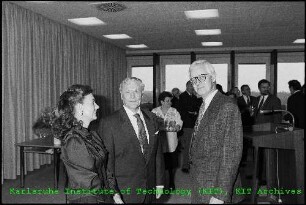 Verabschiedung von Dr. Hubert Tebbert (Leiter der Hauptabteilung Einkauf und Materialwirtschaft (EKM)) in den Ruhestand