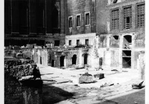 Abtragung der Kellergewölbe unter dem Ehrenhof des Pergamonmuseums