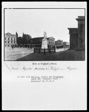 Berlin, Platz am Zeughaus