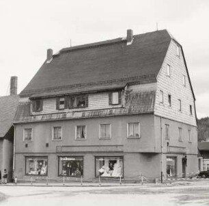 Wohn- und Geschäftshaus, Grünhain