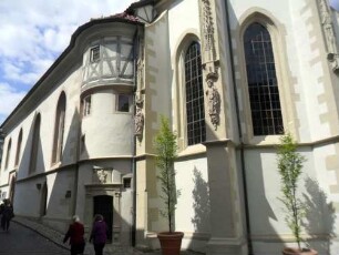 Stadtkirche - Ansicht von Südosten über Chor mit Treppenturm sowie Langhaus über Traufseite