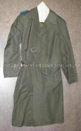 Uniform eines Stabsoffiziers der NVA - Sommermantel