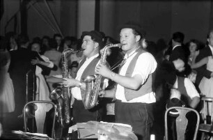 9. Tagung 1959 Physiker; Studentenabend Stadthalle Lindau: Saxophone