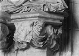 Konsole unter der Statue von Philipp dem Kühnen: Ein Prophet