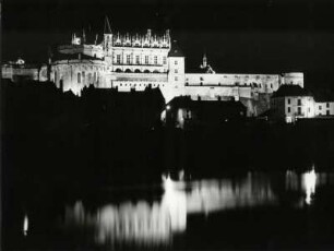 Wunderschöne Beleuchtung des Schloßes Chenonceaux im Loire Tal