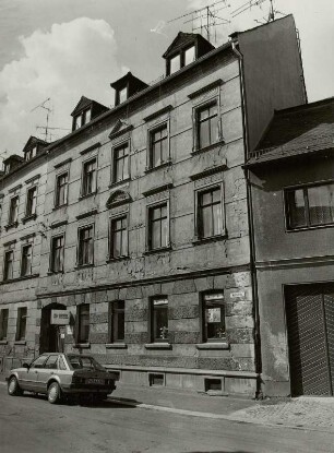Glauchau, Wohnhaus, Straßenansicht