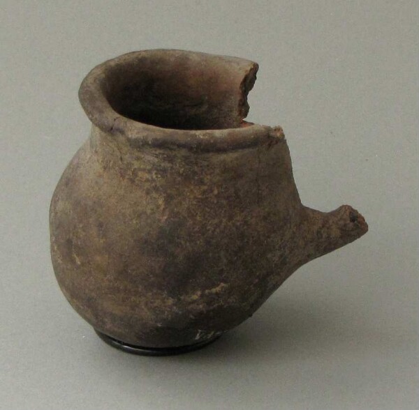 Clay vessel