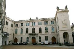 Dresden: Johanneum (vormals Stallgebäude, heute Verkehrsmuseum)