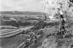 Saalfeld, Schokoladenfabrik : Blick über die Saale zur Schokoladenfabrik Mauxion