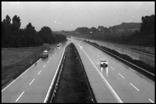 Freiburg: Mitte, Autobahn im Regen