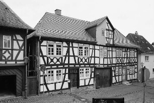 Wohnhaus; Usingen, Kirchgasse 6, Kirchgasse 8