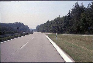 Nebenfahrbahn West (Karlsruhe Richtung Basel): Einmündung der Tangente Südwest (Iffezheim Richtung Basel)