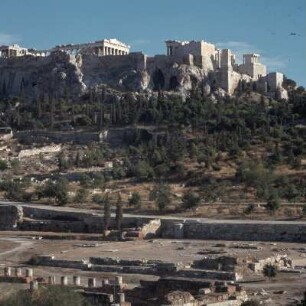 Athen. Mittelstoa. Agorá und Akropolis