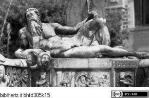 Orionbrunnen, Flussgottnischen, Nil