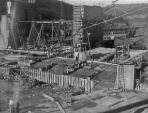 Kraftwerk der Schleuse Rockenau/Neckar im Bau