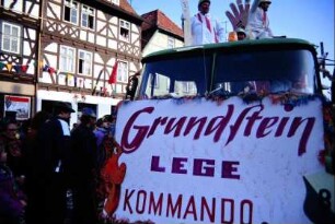 Umzug; Umzugswagen "Grundstein-Lege-Kommando"