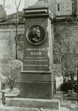 Grabstele Christian Daniel Rauchs (1777-1857)