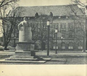 Deutsche Akademie der Künste am Robert-Koch-Platz