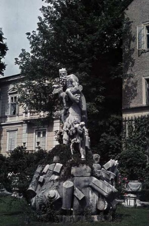 Mirabellgarten — Skulpturengruppe