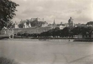 Salzburg. Blick über die Salzach zur Veste Hohensalzburg