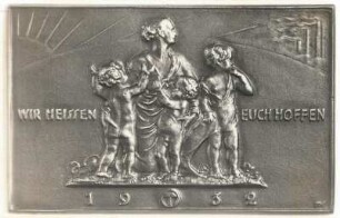 Jahresplakette (dargestellt: Eine Mutter, umspielt von drei Kindern, blickt nach den rauchenden Schloten des Werkes) : Idee: Aus der Stimmung des Untergangs erwächst die hoffende Kraft