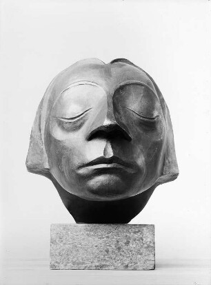 Kopf des Güstrower Ehrenmals : Kopf des Güstrower Ehrenmals. Bronze; Höhe 35,6 cm (1927; E. Barlach). Kopf. Güstrow, Atelierhaus am Inselsee