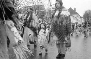 Freiburg: Freiburger Fasnet 1972 [Indianer]