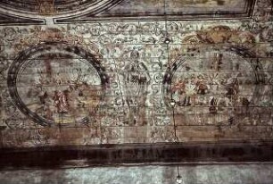 Der Apostel Philippus zwischen Rundbildern mit der Gefangennahme und Geißelung Christi
