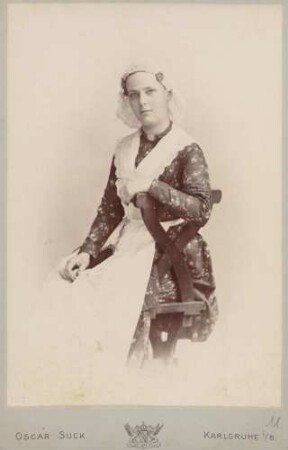 Frau von Bohlen in badischer Tracht