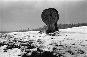 Rudenberg: Altes steinernes Kreuz