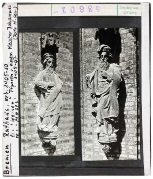 Bremen, Rathaus: Weiser (links) und Moses (rechts)