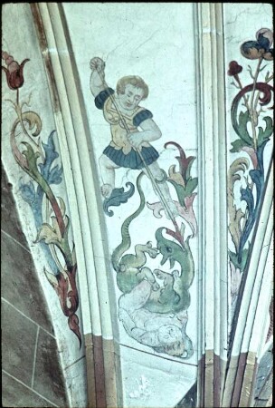 Gewölbeausmalung am Nordost-Wandpfeiler im Chor (Chorgewölbe)